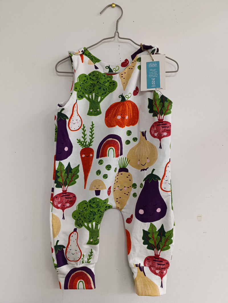 Romper suit - vegetables print (6-12 months)