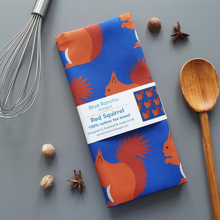 Red Squirrel tea towel