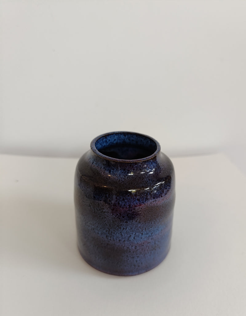 Hand thrown vase - Sunset glaze