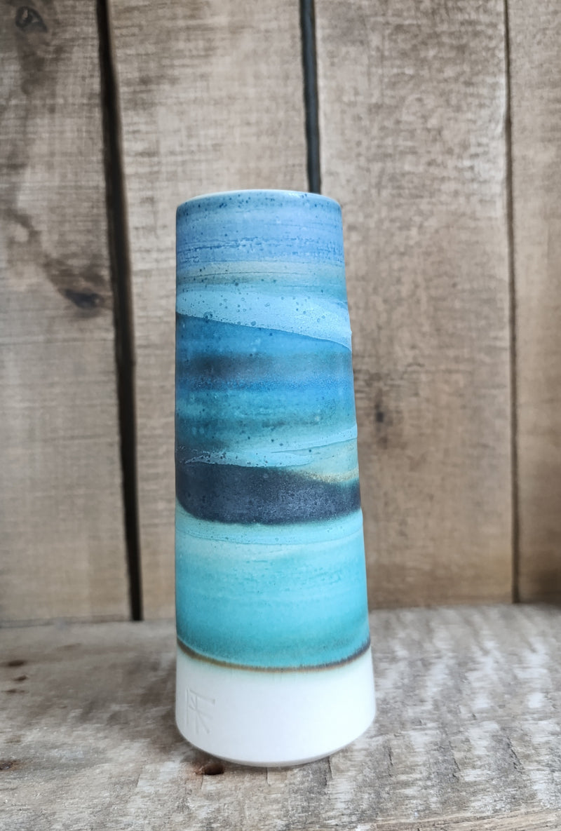 Hebridean Collection stoneware vase (VS147)