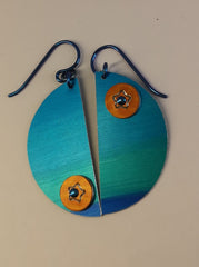 Half moon blue aluminium earrings with niobium
