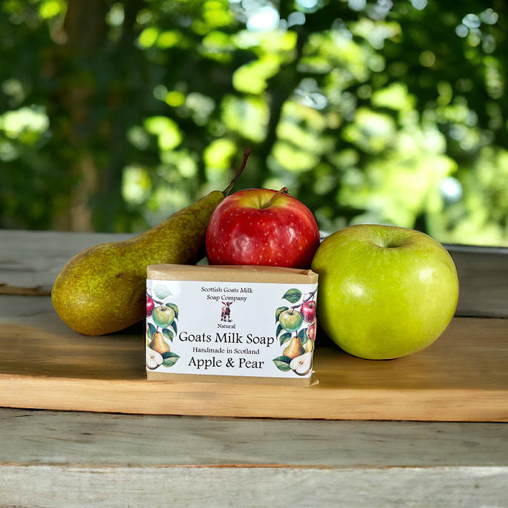 Handmade goats milk soap - apple & pear