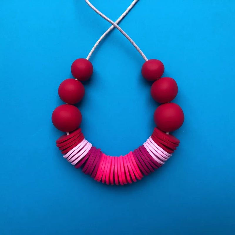 Statement bead necklace - pinks & reds
