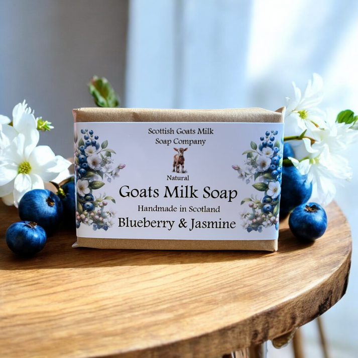 Handmade goats milk soap - Blueberry & Jasmine