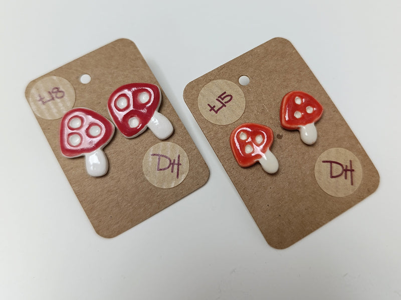 Ceramic toadstool studs