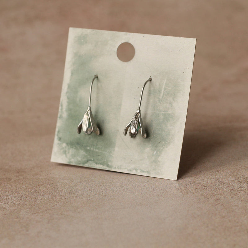 Snowdrop bud earrings