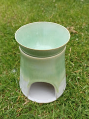 Ceramic wax melt/oil burner - green & white glaze