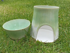 Ceramic wax melt/oil burner - green & white glaze