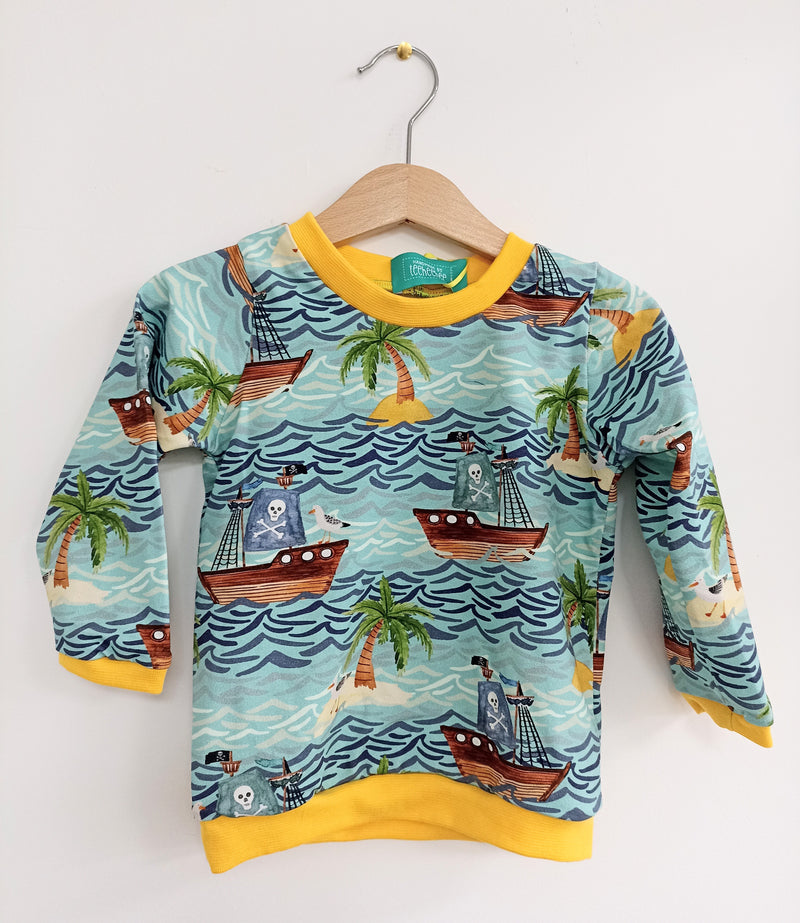 Long sleeved child t-shirt - pirate ships (12-18 months)