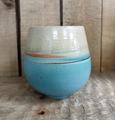 Hebridean Collection stoneware vase (VS1580)