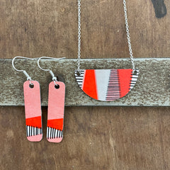 Rose printed aluminium long earrings