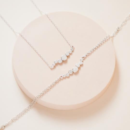 Necklace – Sterling Silver pebble