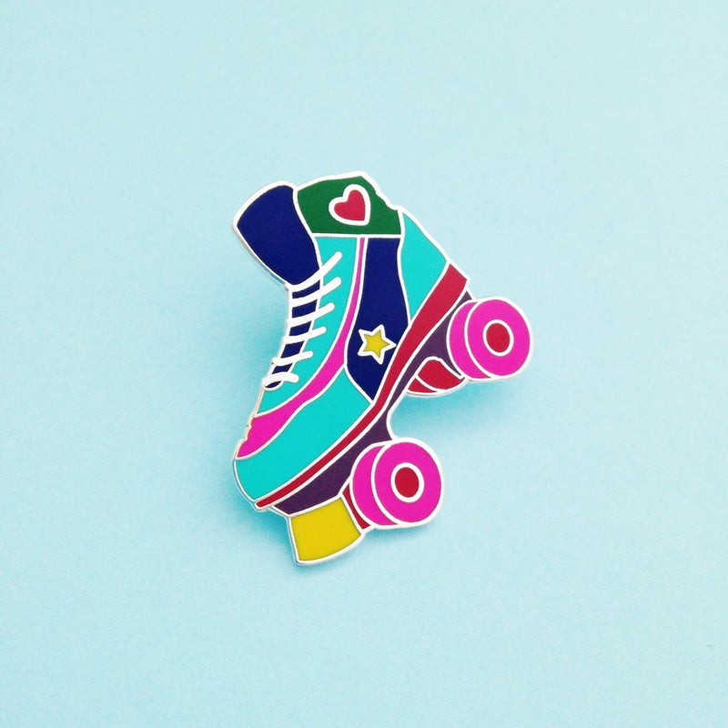 Roller skate enamel pin