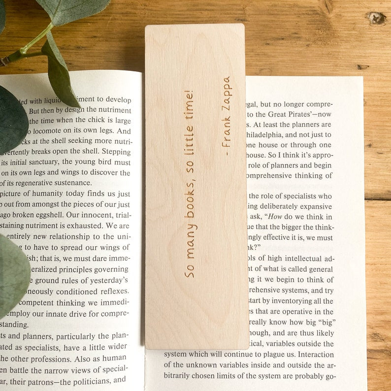 'So many books, so little time' wooden bookmark