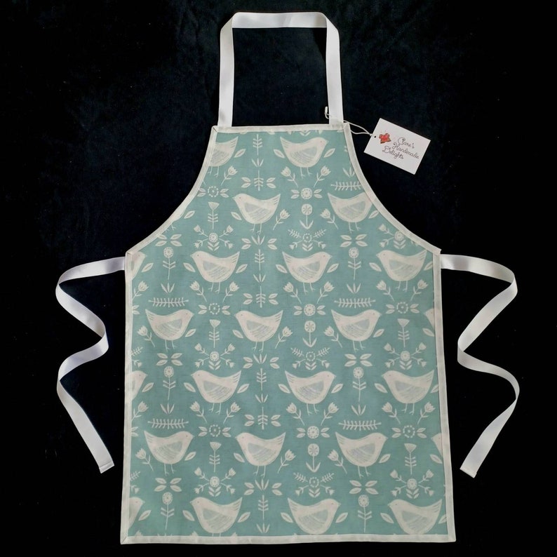 PVC apron – Narvik birds/seafoam print (large/adult size)