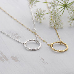 Necklace – Sterling Silver faceted circle 'halo'